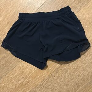 Lululemon Navy 2.5” Hottie Hot shorts size 4